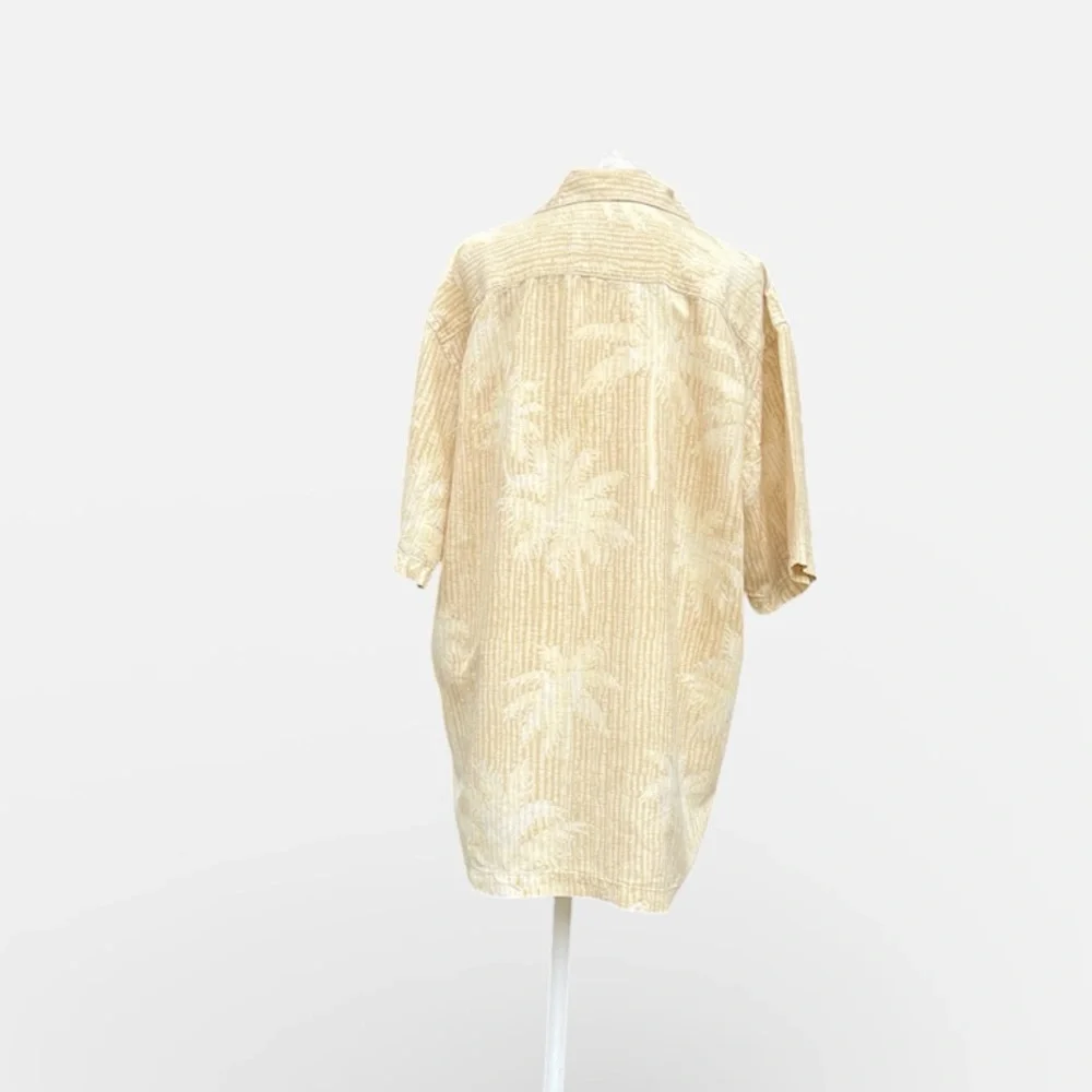 Tommy Bahama 100% Silk Palm Tree Hawaiian Silk Camp Shirt in Tan/Cream Sz L - Picture 5 of 8
